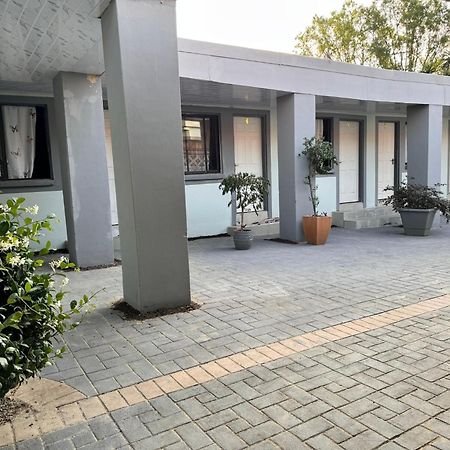 Blue Lantern Bed And Breakfast Kempton Park Luaran gambar