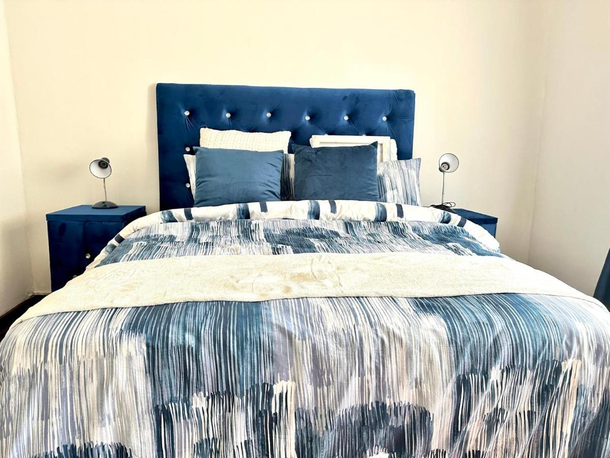 Blue Lantern Bed And Breakfast Kempton Park Luaran gambar