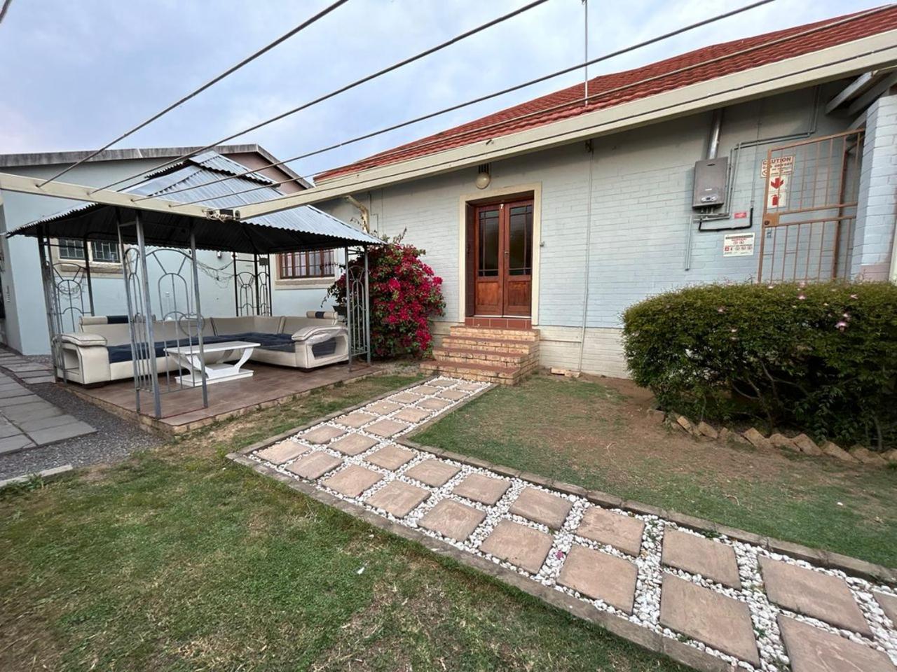 Blue Lantern Bed And Breakfast Kempton Park Luaran gambar