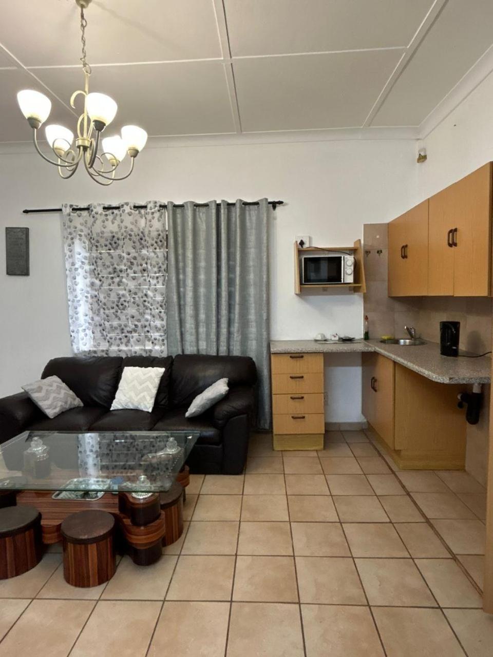 Blue Lantern Bed And Breakfast Kempton Park Luaran gambar